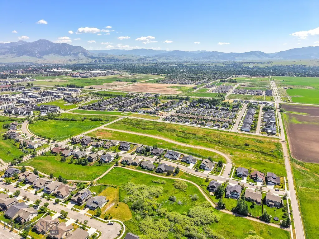 Aerial view of Meadow Bridge homesites, roads, and adjacent homes